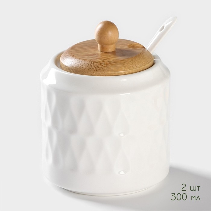 Набор банок фарфоровых для сыпучих продуктов с ложками на бамбуковой подставке BellaTenero «Герда», 2 предмета: 300 мл, цвет белый Набор банок фарфоровых для сыпучих продуктов с ложками на бамбуковой подставке BellaTenero «Герда», 2 предмета: 300 мл, цвет белый