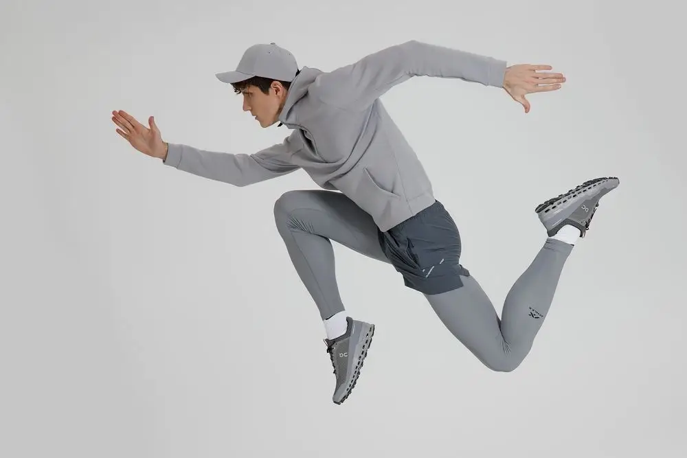 Бейсболка Kosmos, серая