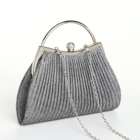 Сумка-клатч на фермуаре, цвет серебряный