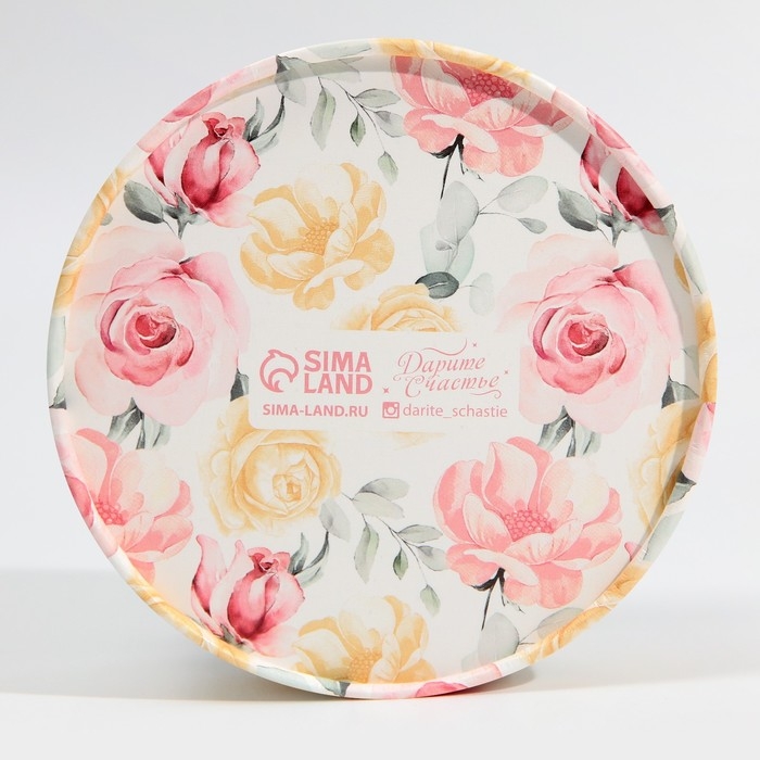 Коробка для макарун, кондитерская упаковка тубус с окном, &laquo;С любовью&raquo; 12 х 12 х 5 см