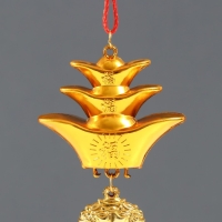 Подвеска пластик, текстиль "Денежный мешок и пирамида из слитков ямб" 2,7х7,5х35 см