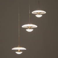 Светильник BayerLux "Галви" LED 36Вт 4000К золото 16х16х19-110 см Светильник BayerLux "Галви" LED 36Вт 4000К золото 16х16х19-110 см