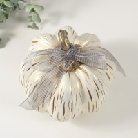 Сувенир полистоун "Золотистая тыква с бантом" 18х17х15,5 см