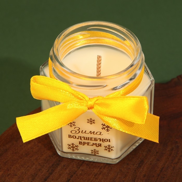 Свеча новогодняя в банке &laquo;Зима - волшебное время&raquo;, аромат ваниль, 6,5 х 5,5 см