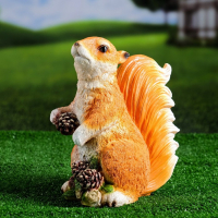 Садовая фигура "Белка стоящая с шишками" 25х20х14см Садовая фигура "Белка стоящая с шишками" 25х20х14см