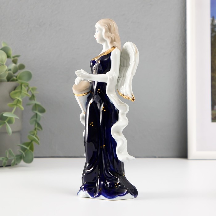 Сувенир фарфор Ангел с барабаном кобальт 20см