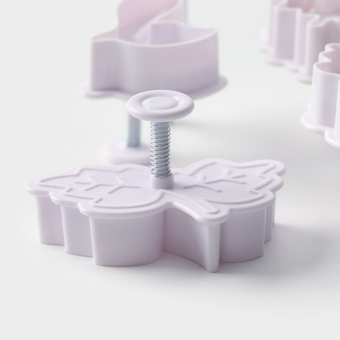 Набор плунжеров кондитерских Доляна &laquo;Листва&raquo;, 4 шт, цвет белый