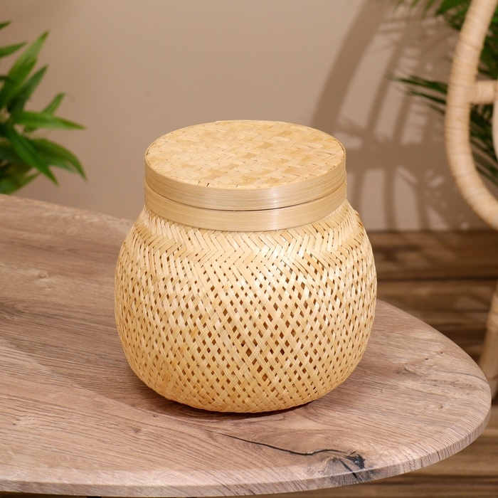 Корзинка с крышкой плетёная, из бамбука 21*21*20,5 см