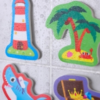 Набор игрушек для ванны "Пираты"8 штук с сеткой + сачок, Крошка Я Набор игрушек для ванны "Пираты"8 штук с сеткой + сачок, Крошка Я