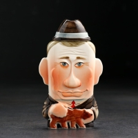 Штоф фарфоровый &laquo;Путин&raquo;, 0.35 л, в упаковке книге