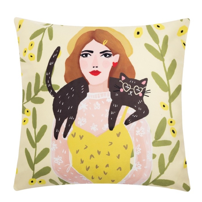 Наволочка декоративная Этель &laquo;Девушка с котом&raquo; 40х40 см, 100% п/э, велюр