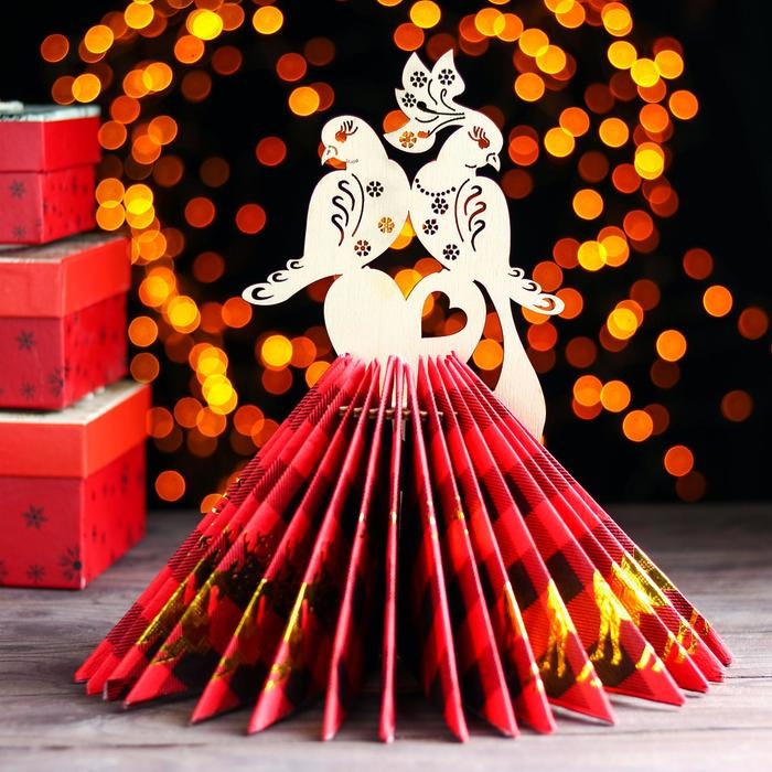 Салфетница деревянная &laquo;Голубки&raquo;, 25&times;13&times;13 см