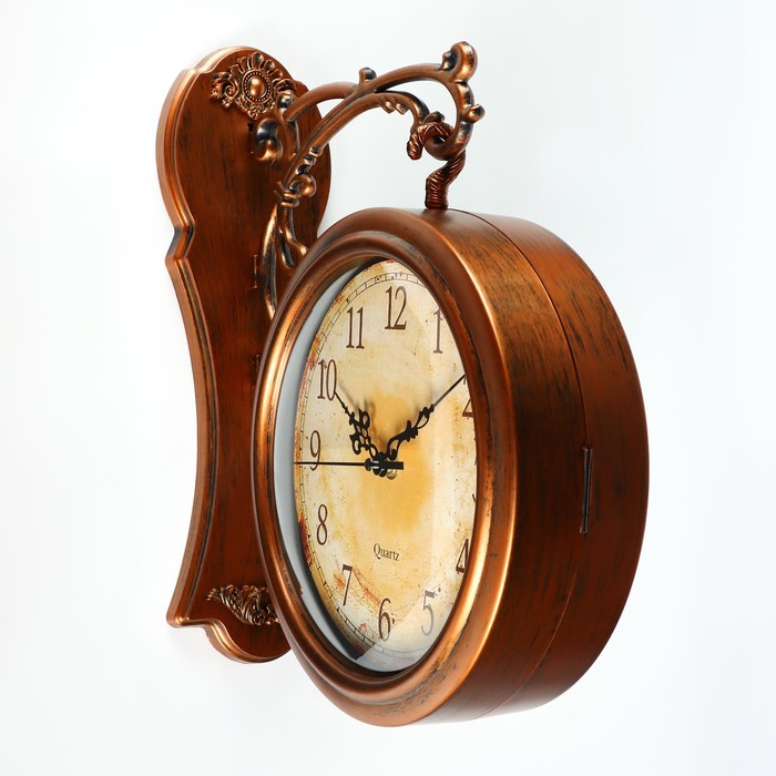 Часы настенные двусторонние, на подвесе Часы настенные двусторонние, на подвесе "Сабатини", бесшумные, 35 х 30 см, циферблат d-20 см