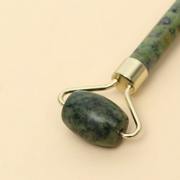 Массажер для лица, гуаша набор &laquo;Насладись моментом&raquo;, 14 х 20 см, кальцит и серпентин