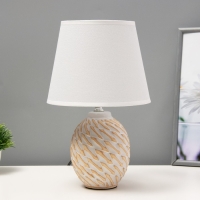 Настольная лампа "Сабина" Е14 40Вт бежевый 20х20х33см Настольная лампа "Сабина" Е14 40Вт бежевый 20х20х33см