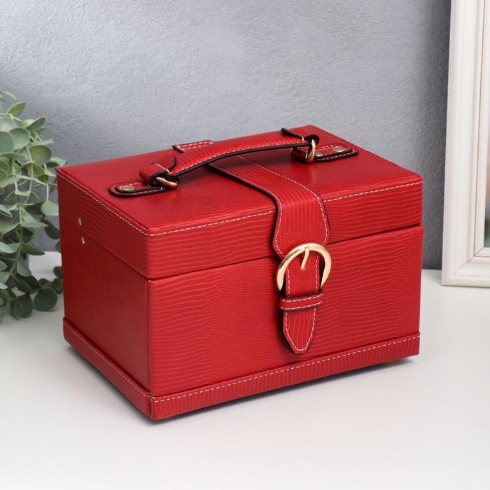 Шкатулка кожзам для украшений сундучок Шкатулка кожзам для украшений сундучок "Рептилия красная" с пряжкой 16х22х14 см