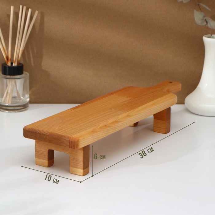 Доска сервировочная с ручкой Adelica, на ножках, 38&times;10&times;6 см, берёза