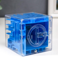 Копилка пластик лабиринт 9*9*9 см Копилка пластик лабиринт 9*9*9 см