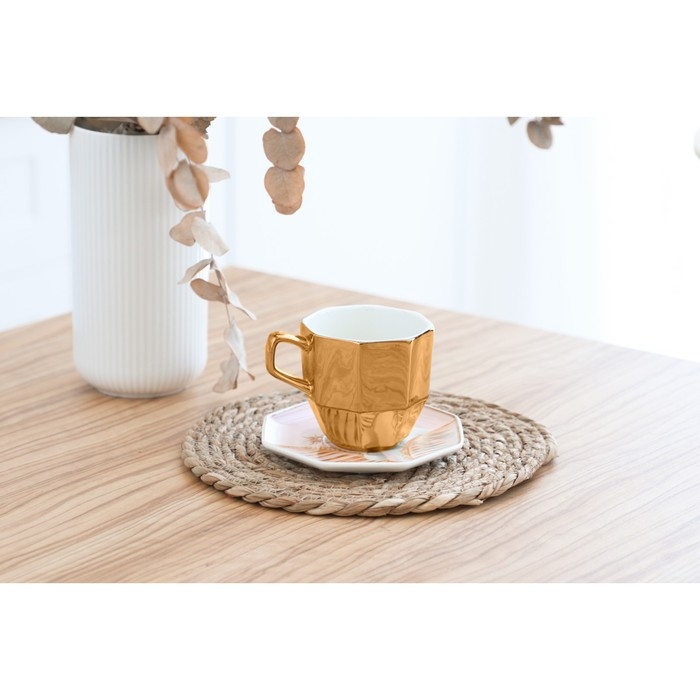 Чайная пара керамическая «Венера», кружка 200 мл, блюдце 13 см, цвет золотистый Чайная пара керамическая «Венера», кружка 200 мл, блюдце 13 см, цвет золотистый