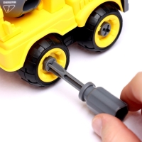 Конструктор винтовой &laquo;Бетономешалка&raquo;, с отвёрткой, 24 детали