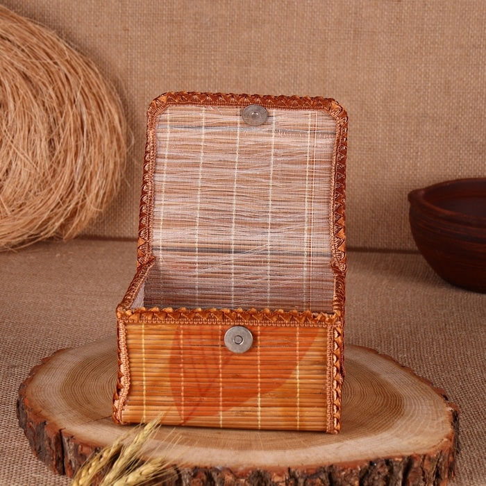 Оберег - шкатулка &laquo;Домовой&raquo;, на сундучке, 12х17х19 см, микс