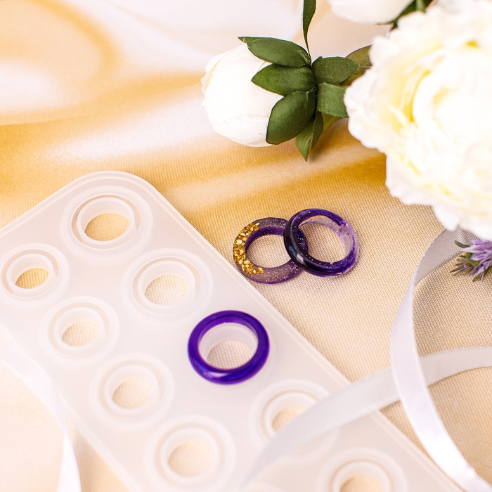 Форма силиконовая универсальная &laquo;Кольца&raquo; на 14 колец, 7 размеров &mdash; от 1,7 см до 2,3 см