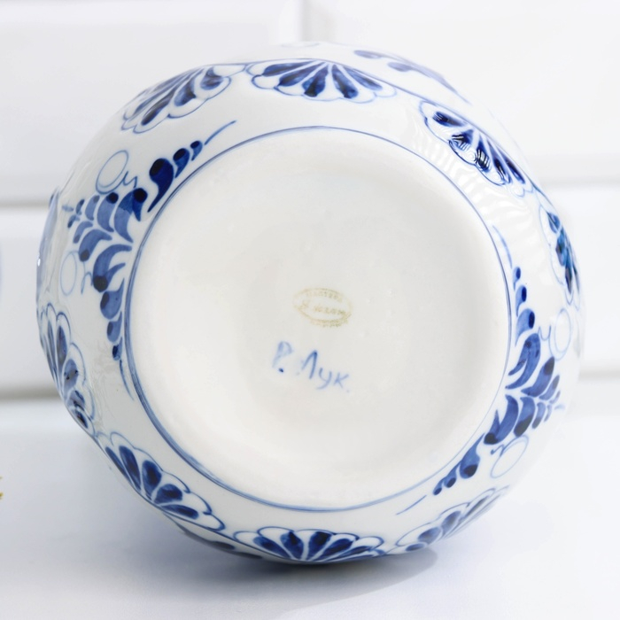 Ваза &laquo;Катерина&raquo;, 11&times;11&times;30 см, гжель