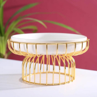 Подставка для десертов керамическая на металлической подставке «Богема», d=23 см, на металлической подставке, 23×12 см, цвет белый Подставка для десертов керамическая на металлической подставке «Богема», d=23 см, на металлической подставке, 23×12 см, цвет белый