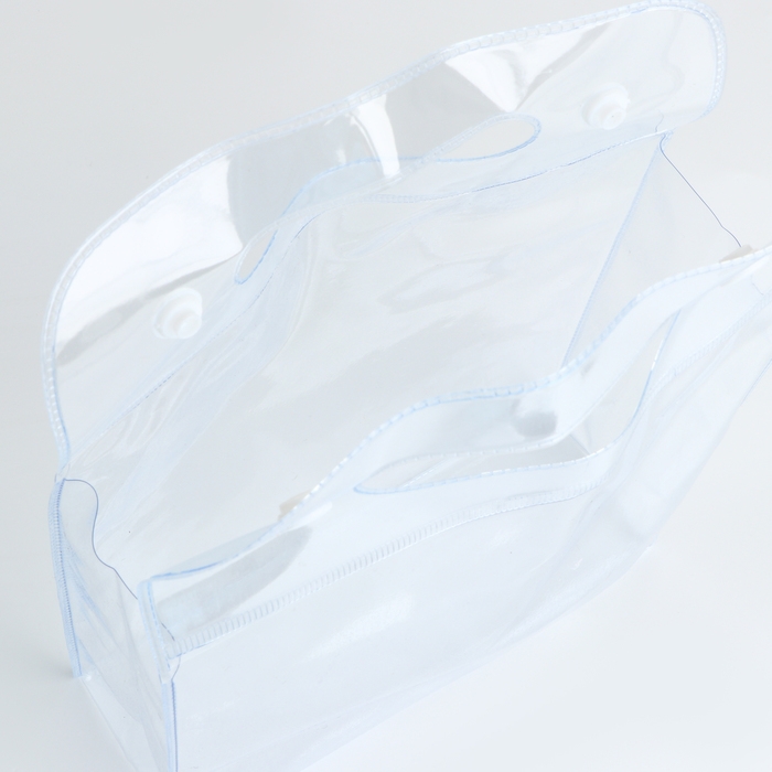 Косметичка на кнопках, цвет прозрачный