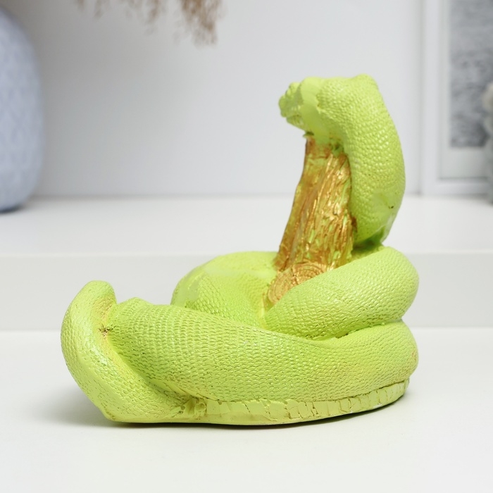 Фигура "Змея на ветке" салатовая, 16х20см