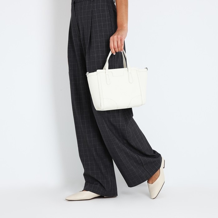 Сумка женская тоут на молнии, цвет белый Сумка женская тоут на молнии, цвет белый