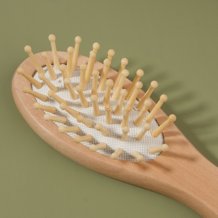 Расчёска - мини массажная «Натурель», 4,5 × 15,5 см, цвет «светлое дерево» Расчёска - мини массажная «Натурель», 4,5 × 15,5 см, цвет «светлое дерево»