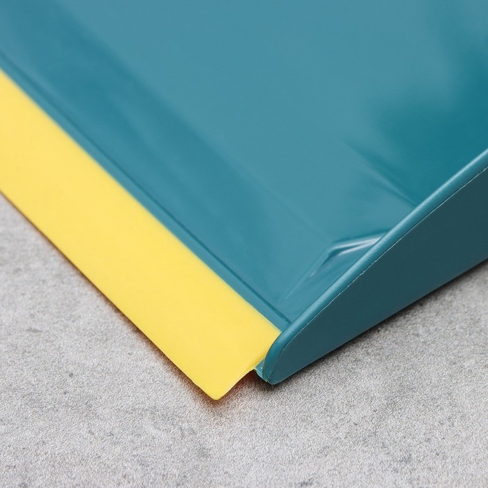 Щётка-смётка с совком с зубьями и кромкой «Янтарный нефрит»: совок 22×33×4 см, щётка 33×6,5×3,5 см Щётка-смётка с совком с зубьями и кромкой «Янтарный нефрит»: совок 22×33×4 см, щётка 33×6,5×3,5 см