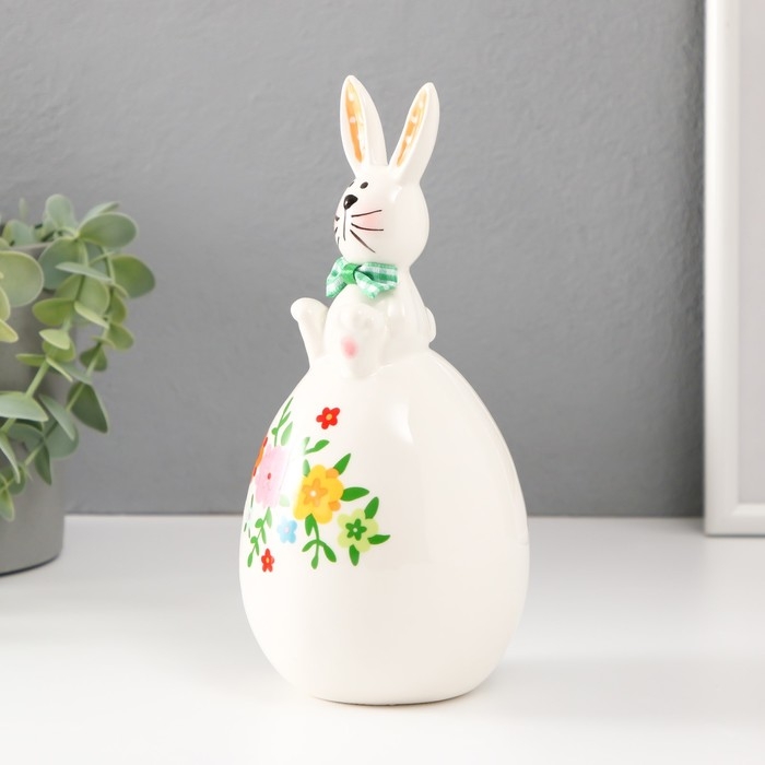 Сувенир керамика Сувенир керамика "Зайка на цветочном яйце" уши в горошек 8,8х8,8х19 см