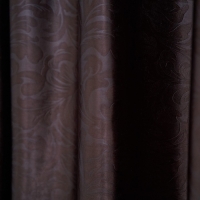 Штора портьерная для кухни Witerra Водевиль 135x180см, шоколад, блэкаут, пэ100%