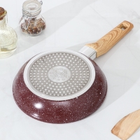 Сковорода кованая Magistro Natural. Brown, d=20 см, ручка soft-touch, антипригарное покрытие, индукция, цвет коричневый Сковорода кованая Magistro Natural. Brown, d=20 см, ручка soft-touch, антипригарное покрытие, индукция, цвет коричневый