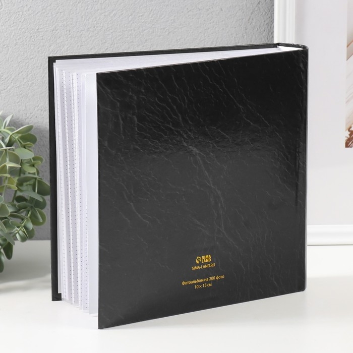 Фотоальбом на 200 фото 10х15 см "Воспоминания" тиснение, бумажные листы 22,4х20,8х5 см   10
