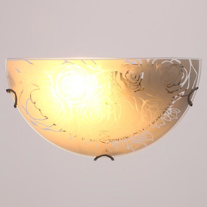 Светильник Светильник "Букет" моллир., 1х60Вт Е27, хром, d=30 см, h=5,5 см