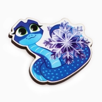 Значок новогодний «Змейка» 3,8 х 3,9 см Значок новогодний «Змейка» 3,8 х 3,9 см