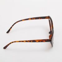 Очки солнцезащитные "OneSun", uv 400, дужка 13.5 см, ширина 15 см, линза 4.2 х 7 см