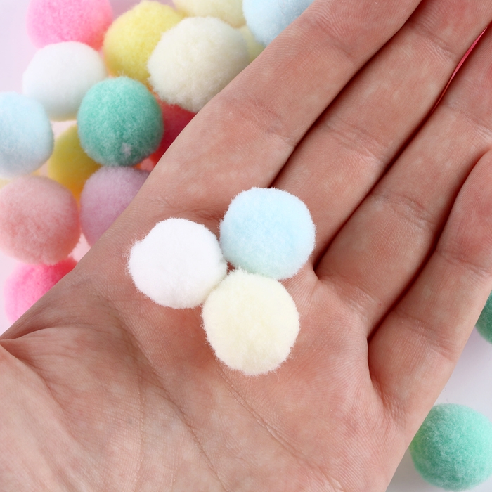 Текстильные детали для декора «Бомбошки», набор 50 шт., размер 1 шт. — 2 см, цвет МИКС Текстильные детали для декора «Бомбошки», набор 50 шт., размер 1 шт. — 2 см, цвет МИКС