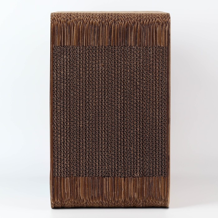 Когтеточка из картона с кошачьей мятой &laquo;Микроволновая печь&raquo;