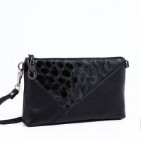 Сумка-клатч на молнии, цвет чёрный/зелёный