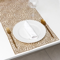 Дорожка на стол Доляна &laquo;Астры&raquo;, 90&times;35 см, цвет золото