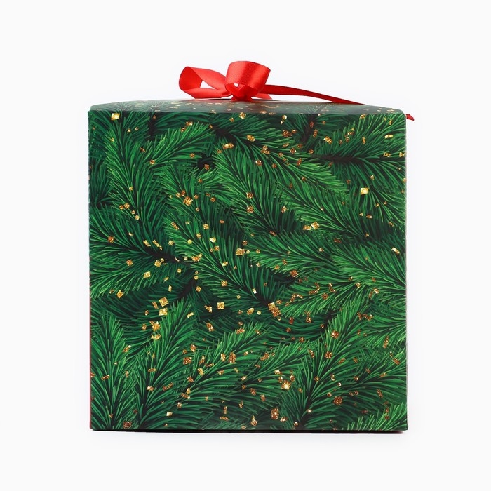 Коробка подарочная новогодняя складная &laquo;Новогодняя классика&raquo;, 18 х 18 х 18 см, Новый год