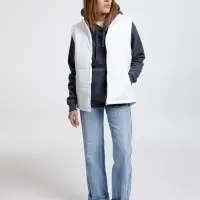 Жилет Kama белый, размер S