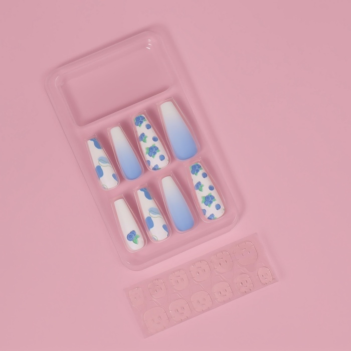 Накладные ногти &laquo;Черничка&raquo;, 12 шт, с клеевыми пластинами, форма балерина, цвет белый/фиолетовый