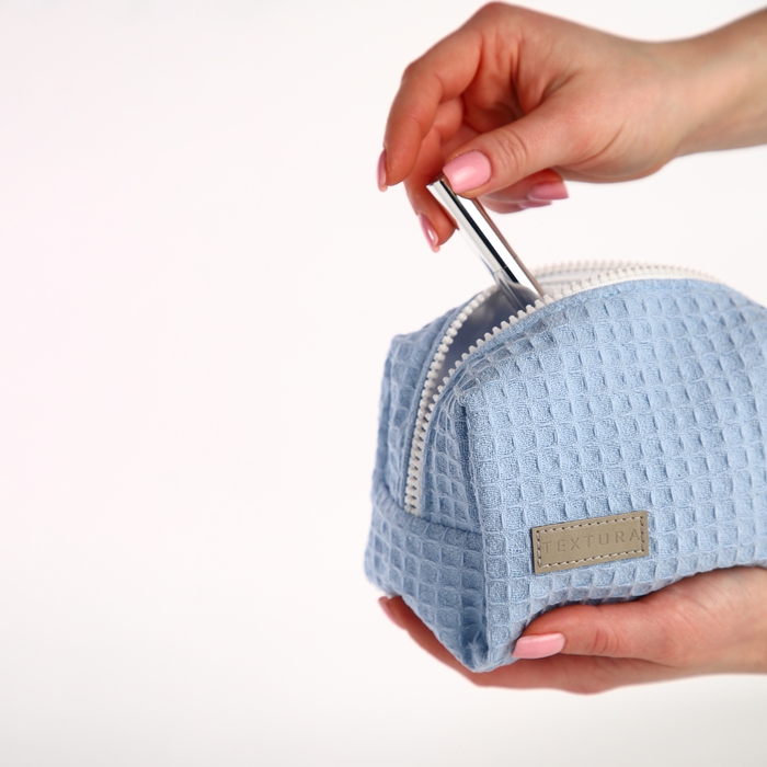 Косметичка на молнии TEXTURA, цвет голубой Косметичка на молнии TEXTURA, цвет голубой