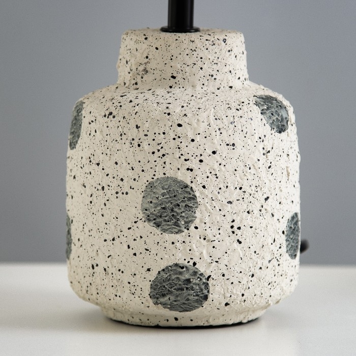 Настольная лампа "Аурика" Е14 40Вт серый 20х20х33 см RISALUX