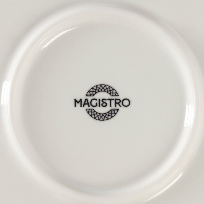 Салатник фарфоровый Magistro Ocean, 900 мл, цвет голубой Салатник фарфоровый Magistro Ocean, 900 мл, цвет голубой